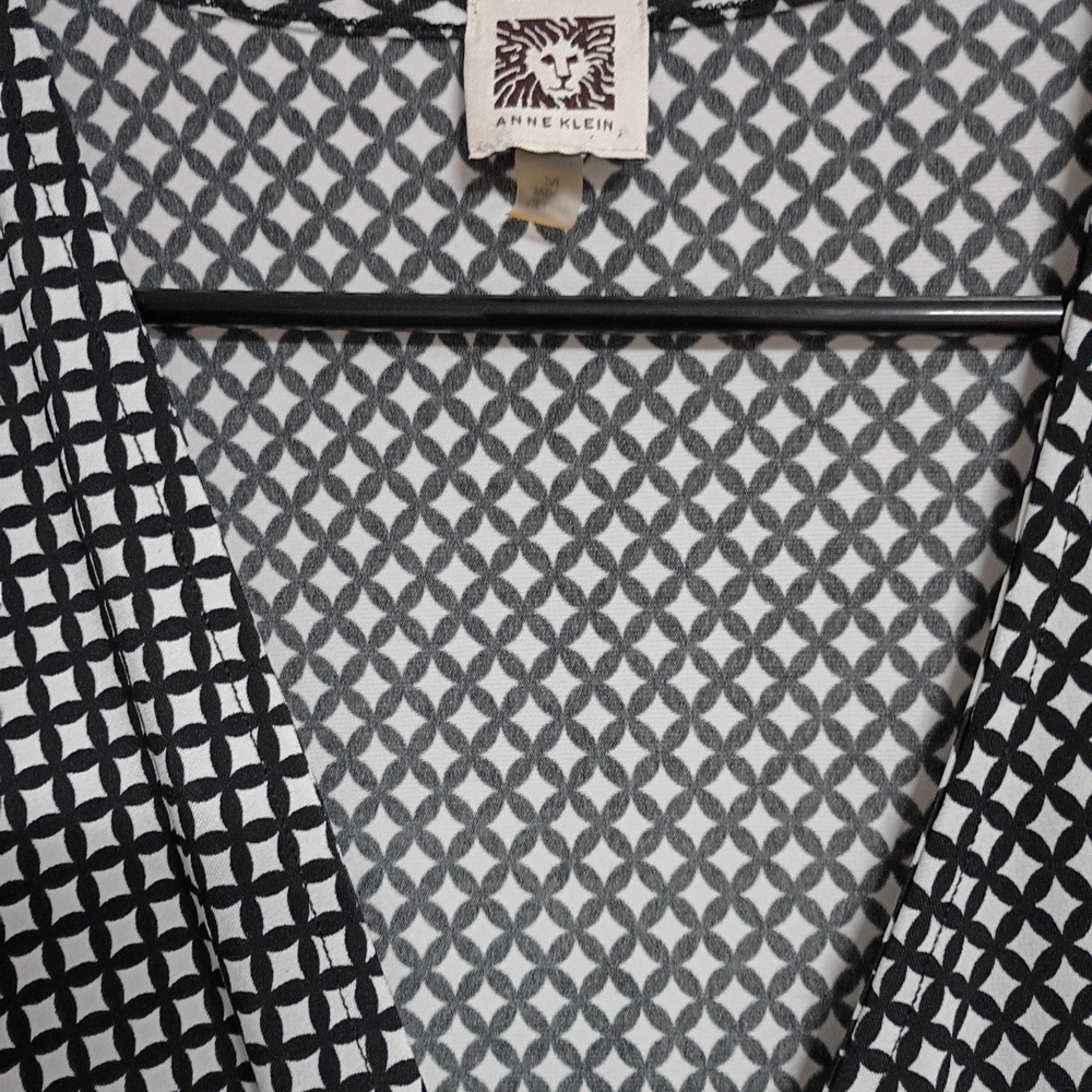 Anne Klein Black and White Geometric Dress with Gold Accent - Picture 3 of 5